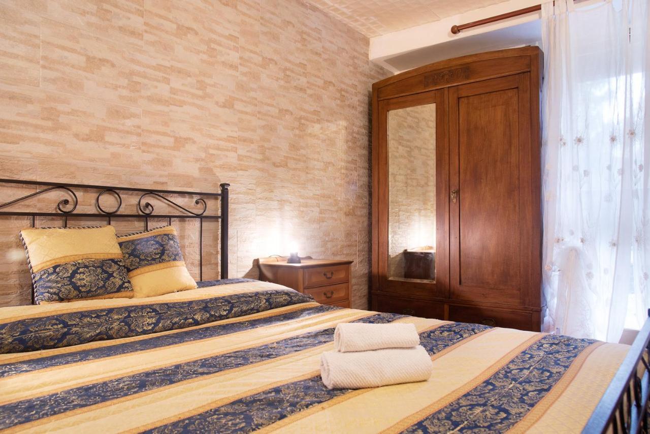 Casa Flora Leilighet Porto Ceresio Eksteriør bilde
